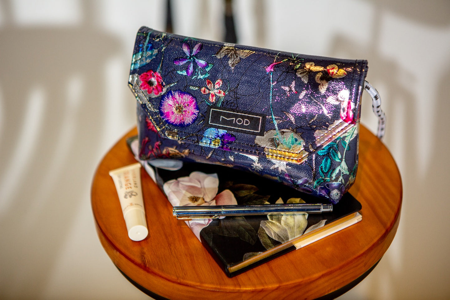 The Envelope | Floral (Blue Daisy)